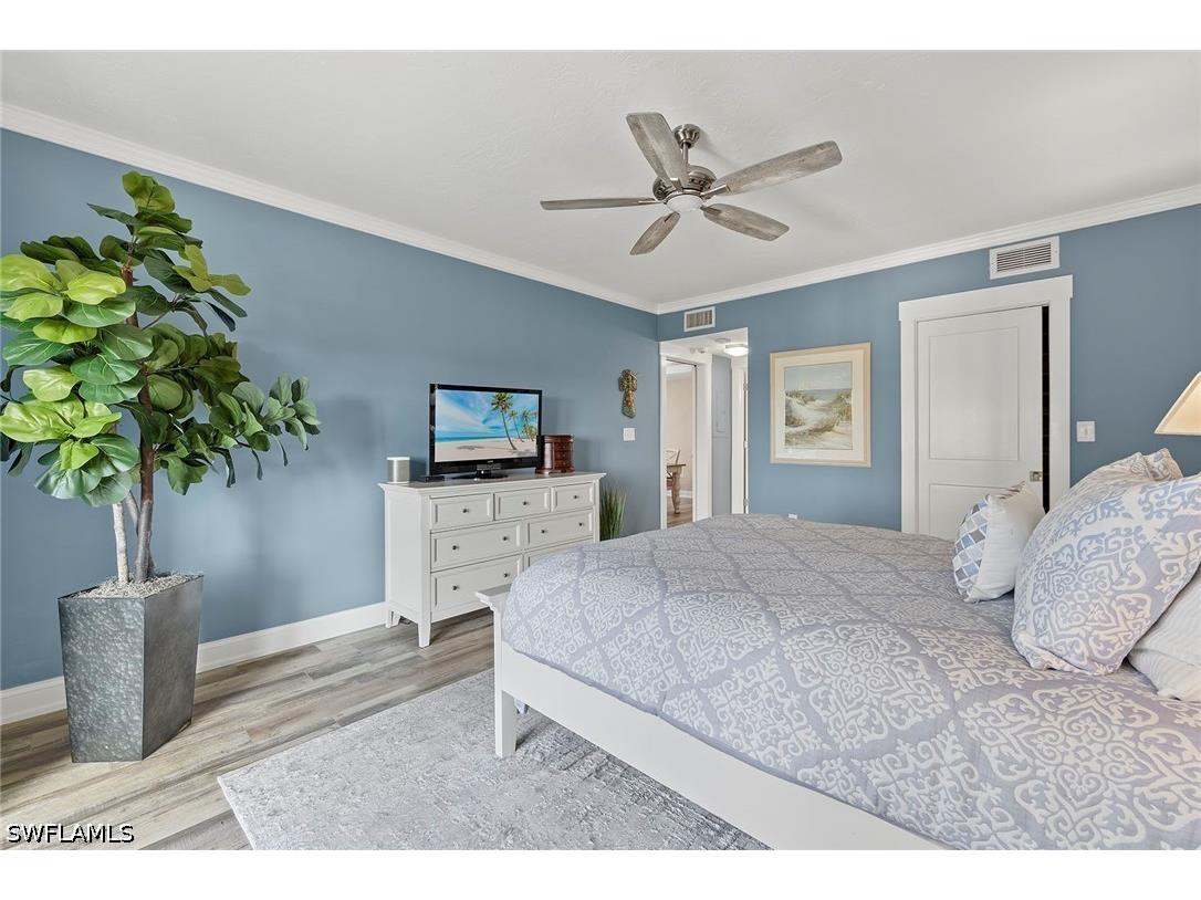 6075 Pelican Bay Boulevard #1403 Naples FL 34108 226013474 image12