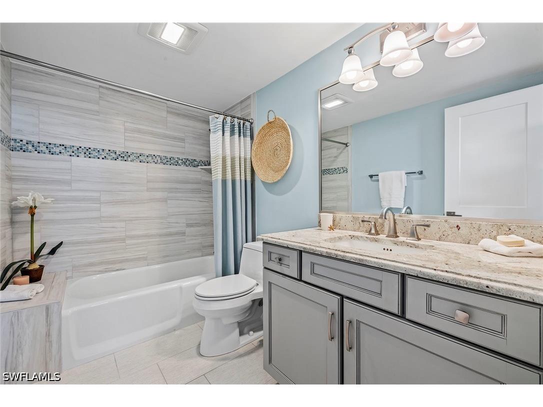 6075 Pelican Bay Boulevard #1403 Naples FL 34108 226013474 image18