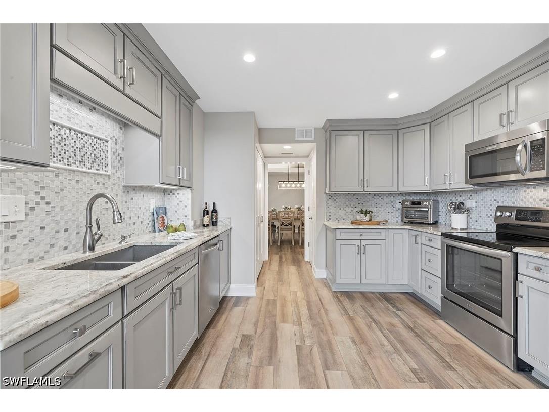 6075 Pelican Bay Boulevard #1403 Naples FL 34108 226013474 image8