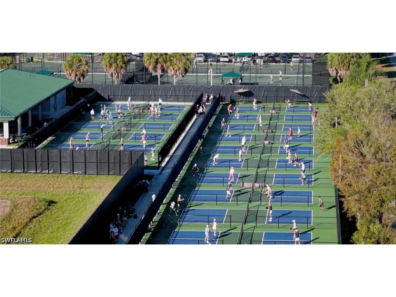 6075 Pelican Bay Boulevard #201 Naples FL 34108 226014138 image48