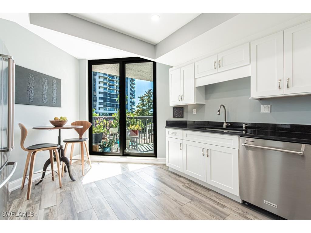 6075 Pelican Bay Boulevard #203 Naples FL 34108 225078802 image17