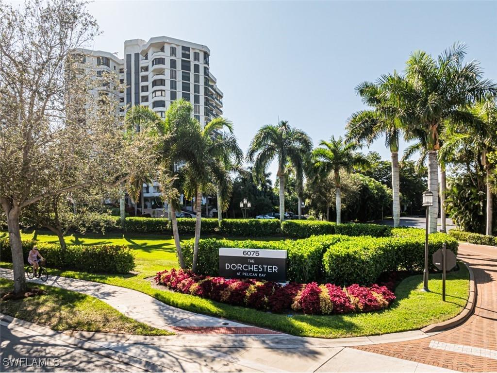 6075 Pelican Bay Boulevard #203 Naples FL 34108 225078802 image2