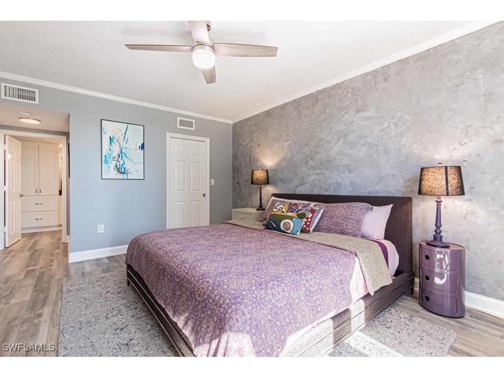 6075 Pelican Bay Boulevard #203 Naples FL 34108 225078802 image23