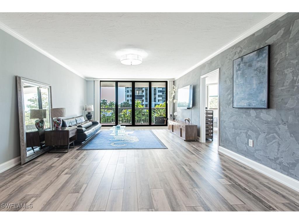 6075 Pelican Bay Boulevard #203 Naples FL 34108 225078802 image9