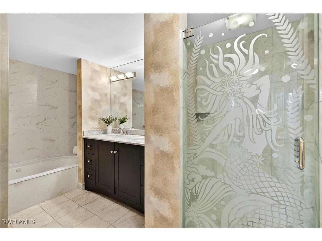 6075 Pelican Bay Boulevard #204 Naples FL 34108 225075919 image18