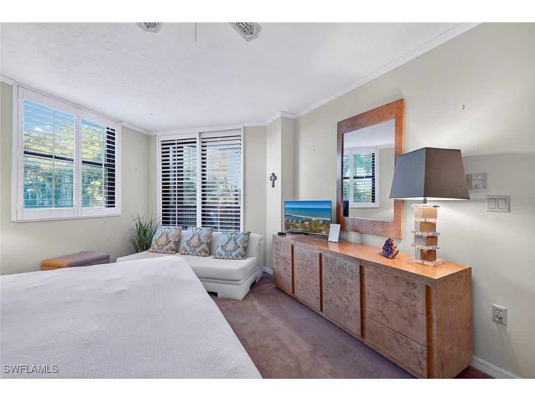 6075 Pelican Bay Boulevard #204 Naples FL 34108 225075919 image22