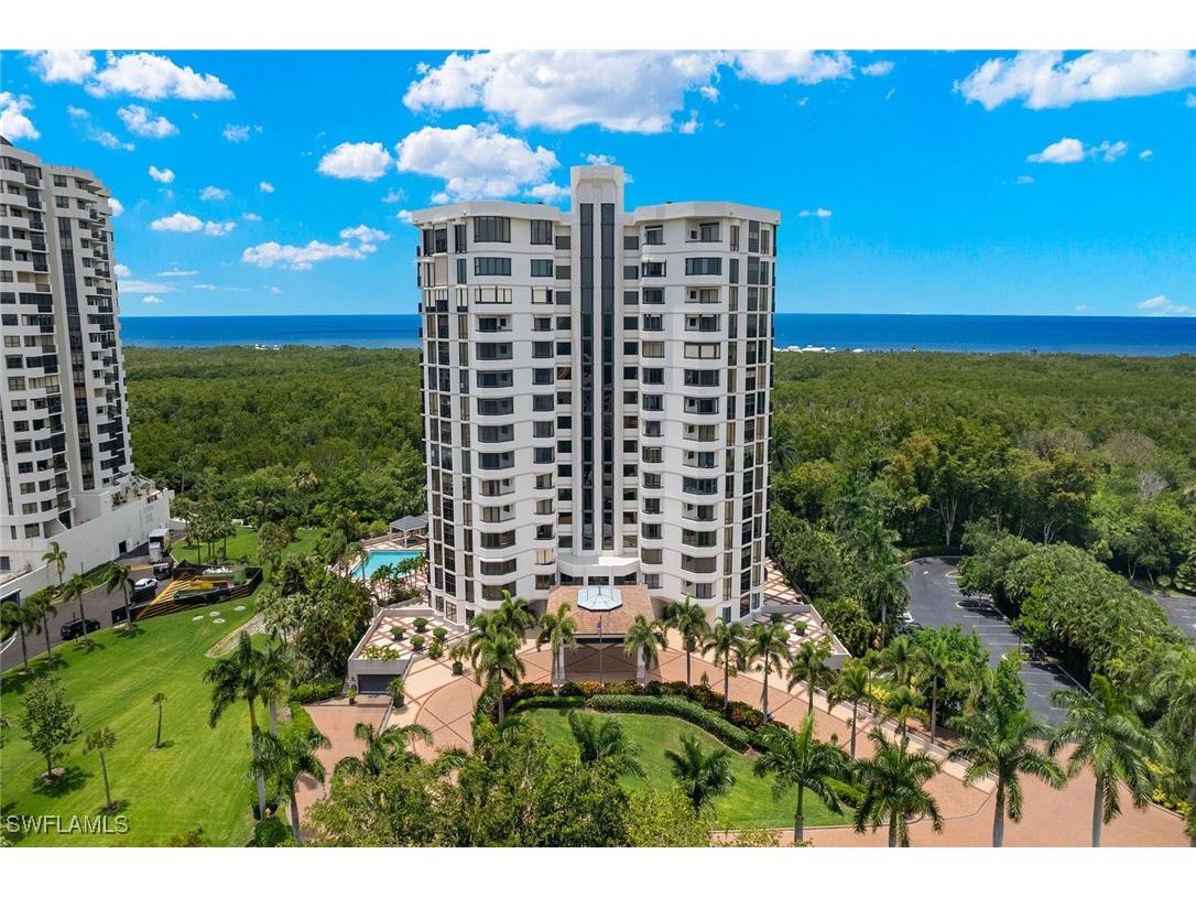 6075 Pelican Bay Boulevard #204 Naples FL 34108 225075919 image32