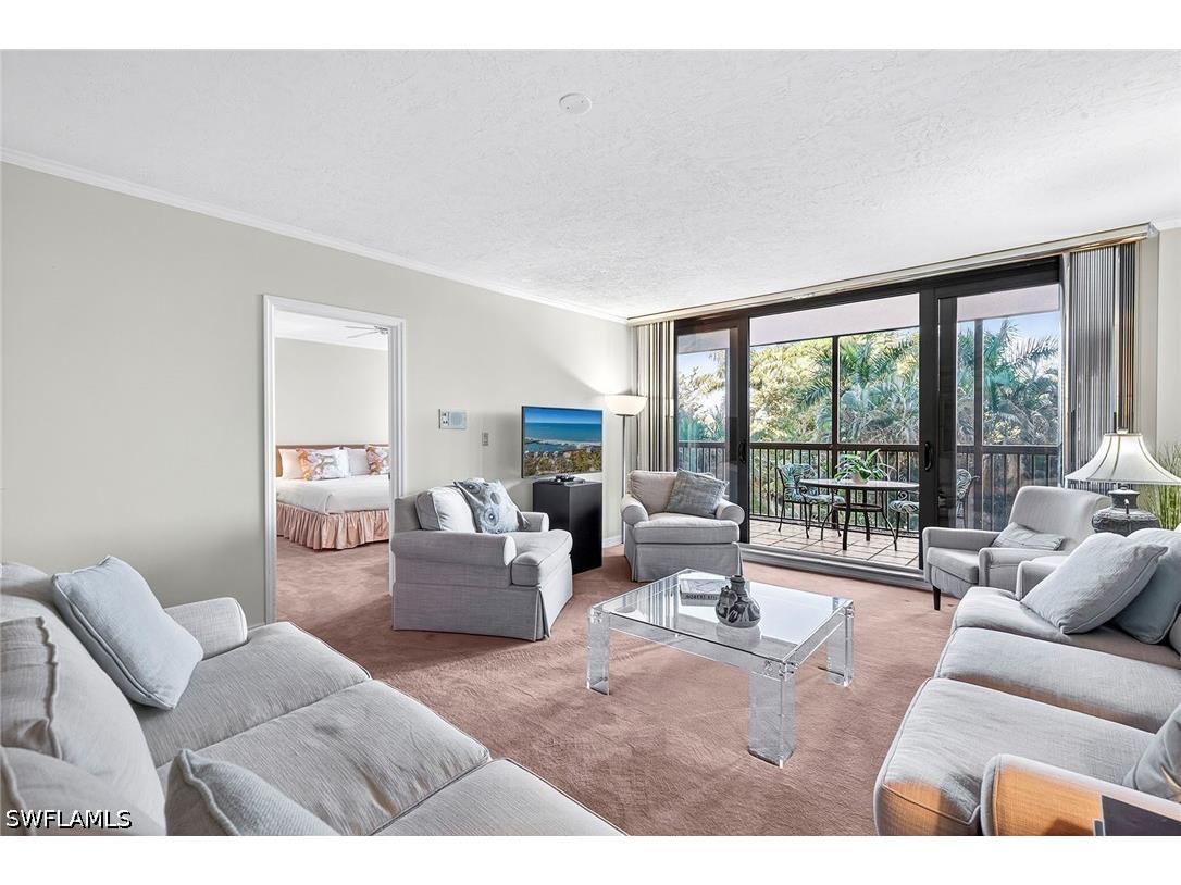 6075 Pelican Bay Boulevard #204 Naples FL 34108 226022603 image5