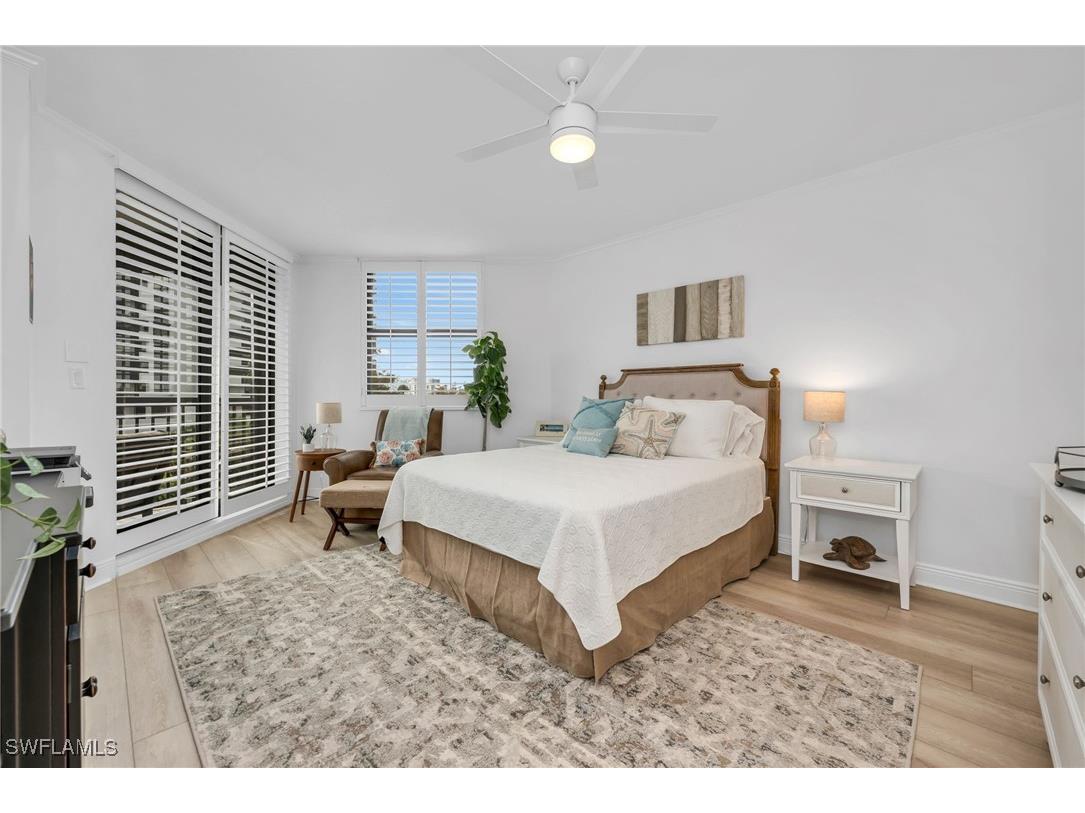 6075 Pelican Bay Boulevard #303 Naples FL 34108 226002381 image16