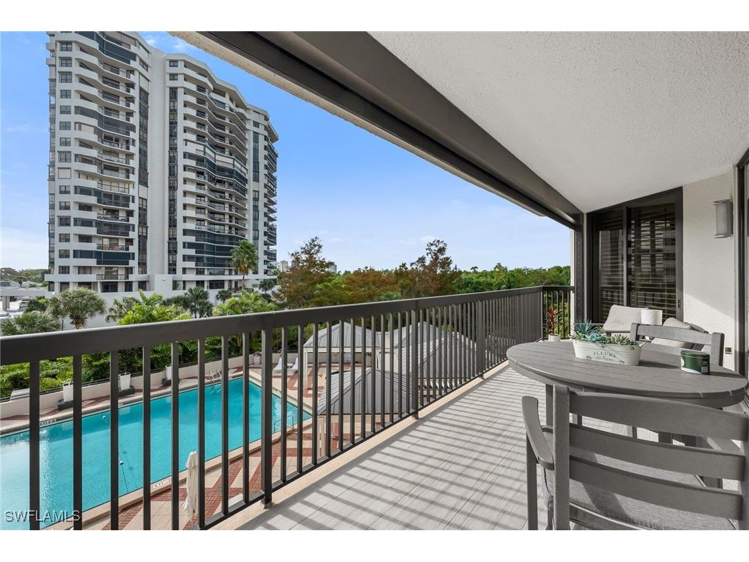 6075 Pelican Bay Boulevard #303 Naples FL 34108 226002381 image21