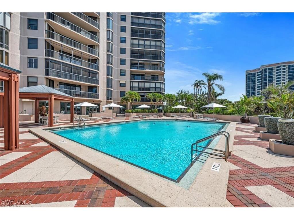 6075 Pelican Bay Boulevard #303 Naples FL 34108 226002381 image30
