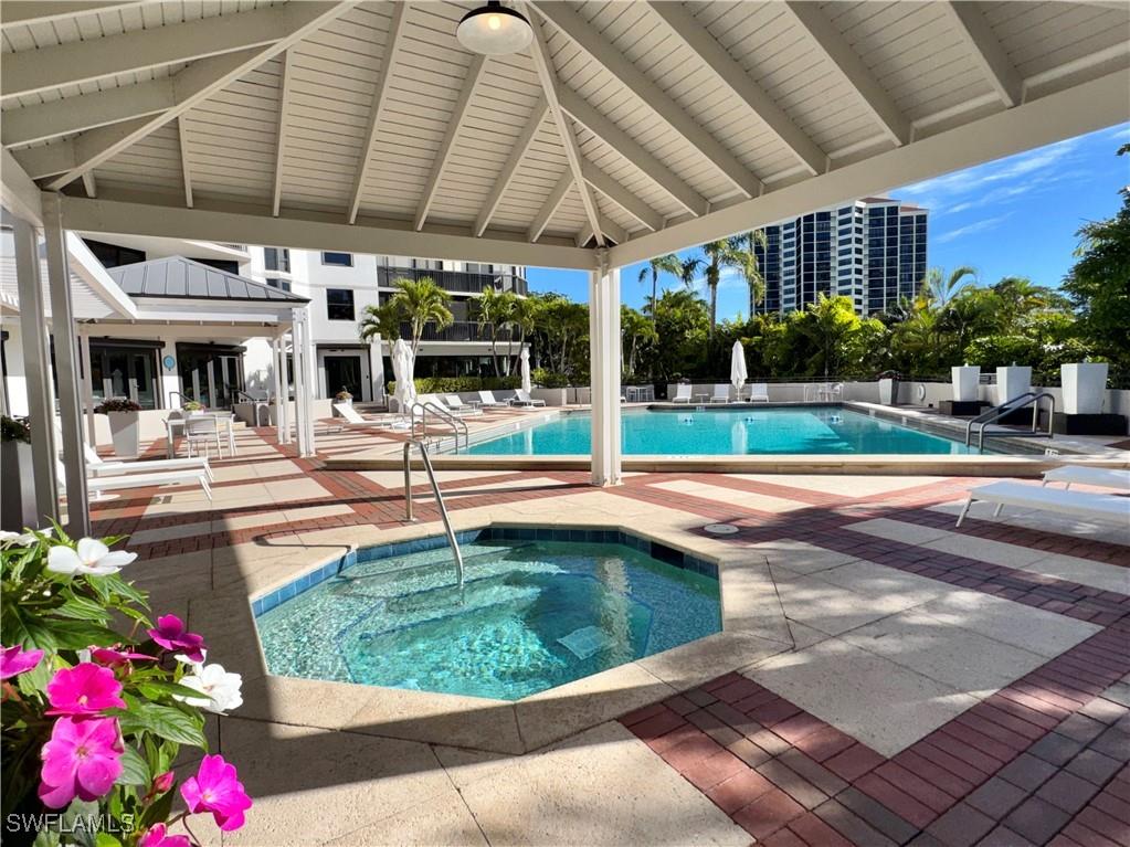 6075 Pelican Bay Boulevard #303 Naples FL 34108 226002381 image32