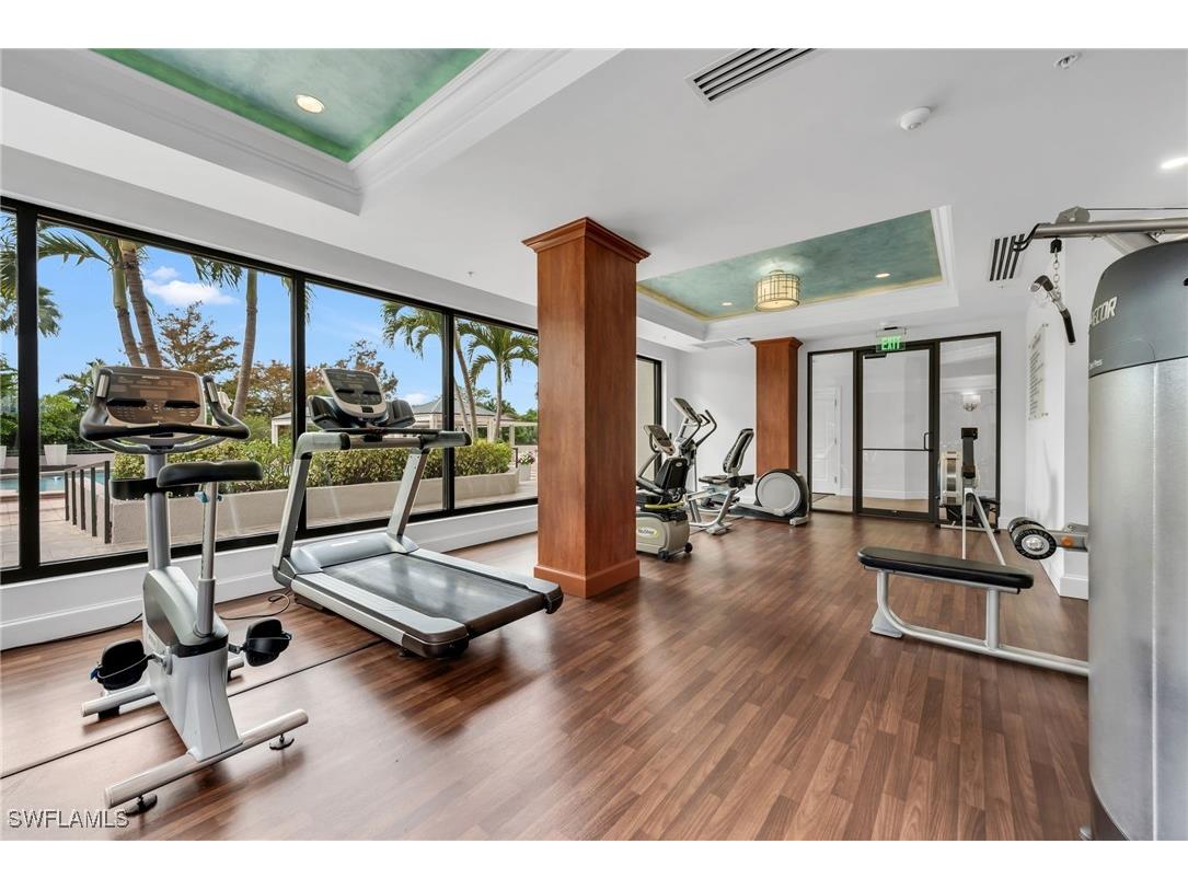 6075 Pelican Bay Boulevard #303 Naples FL 34108 226002381 image37