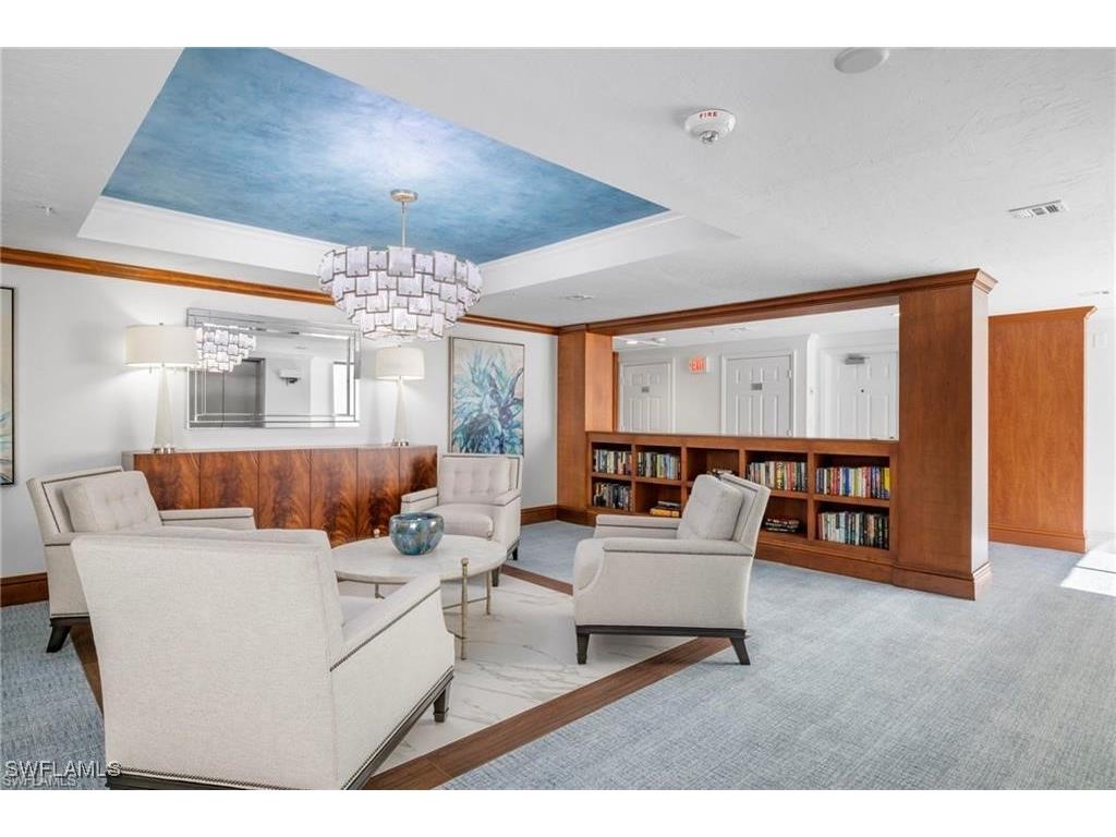 6075 Pelican Bay Boulevard #303 Naples FL 34108 226002381 image39