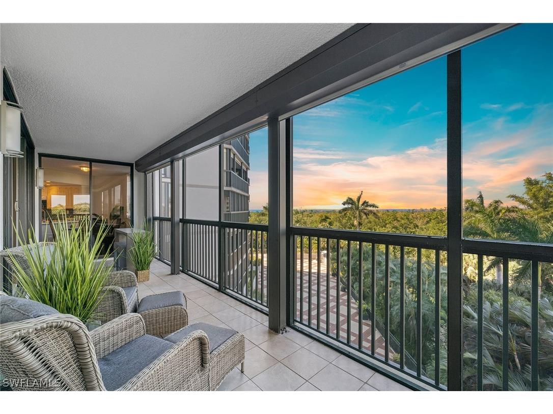 6075 Pelican Bay Boulevard #406 Naples FL 34108 223080023 image1