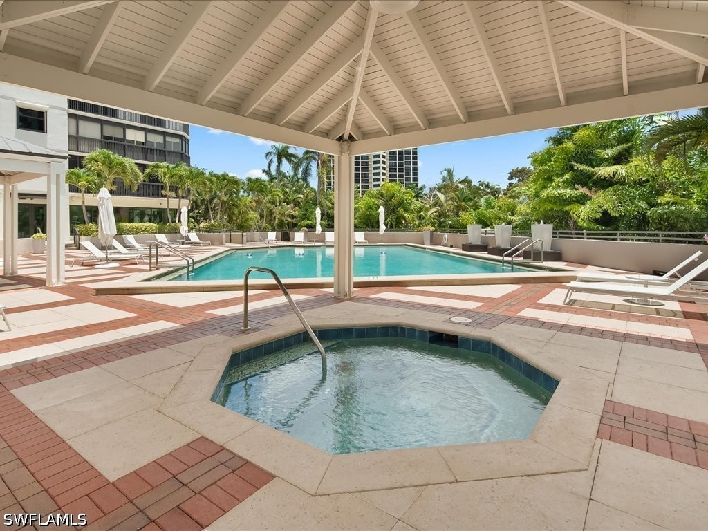 6075 Pelican Bay Boulevard #506 Naples FL 34108 226020744 image40