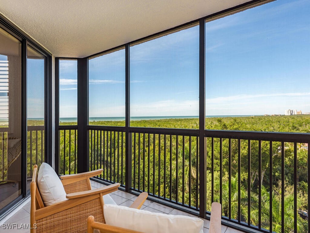 6075 Pelican Bay Boulevard #704 Naples FL 34108 224085182 image1