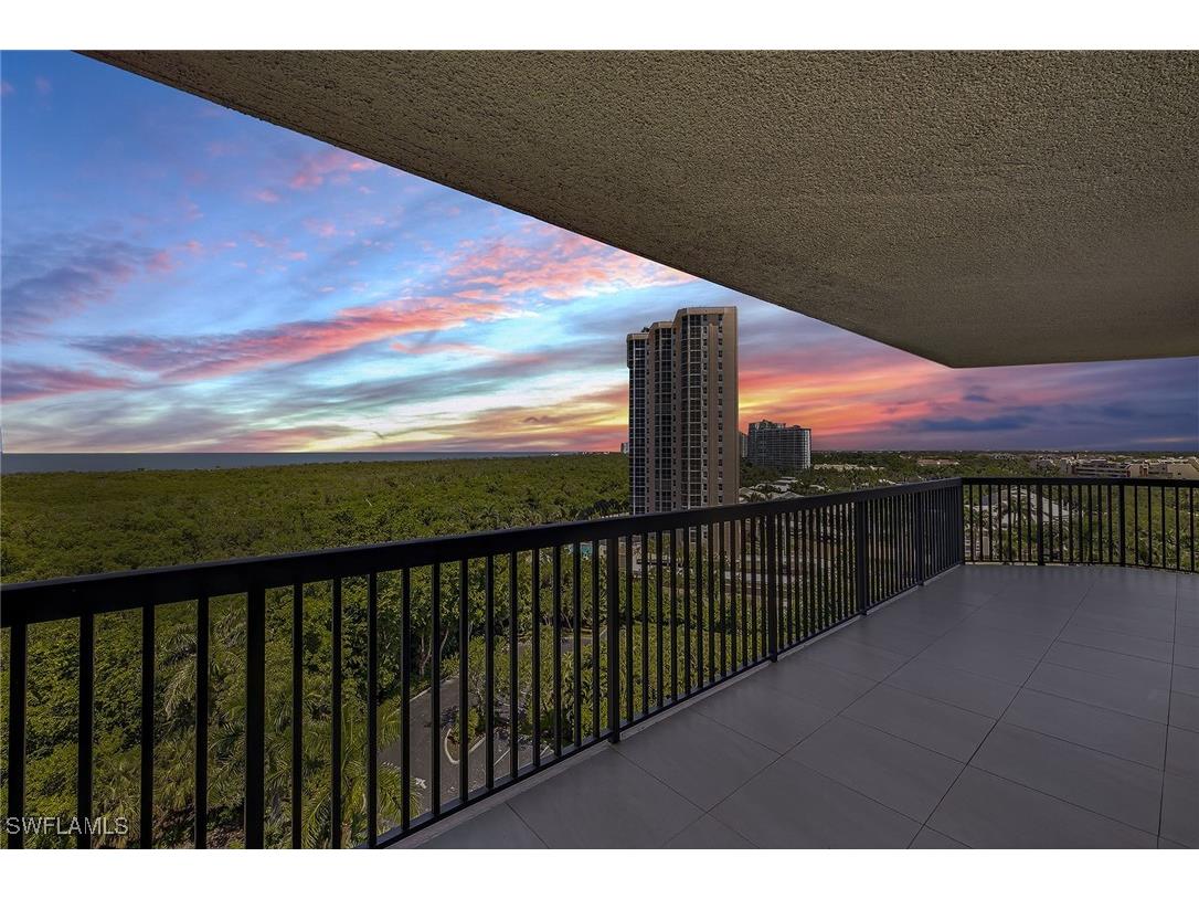 6075 Pelican Bay Boulevard #906 Naples FL 34108 225068338 image1