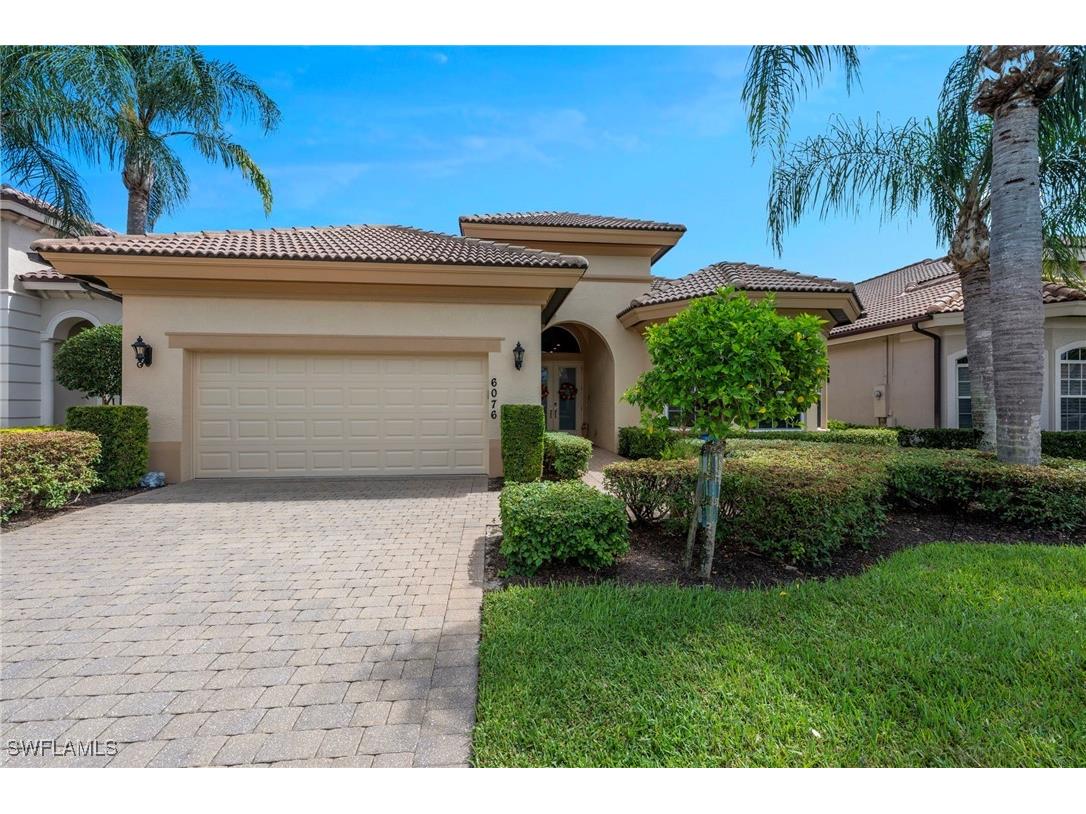 6076 Dogleg Drive Naples FL 34113 225076493 image1