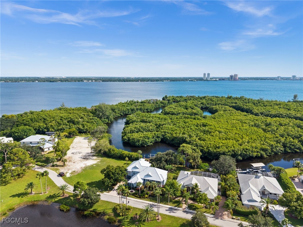 6076 Eagle Watch Court North Fort Myers FL 33917 2025013378 image3