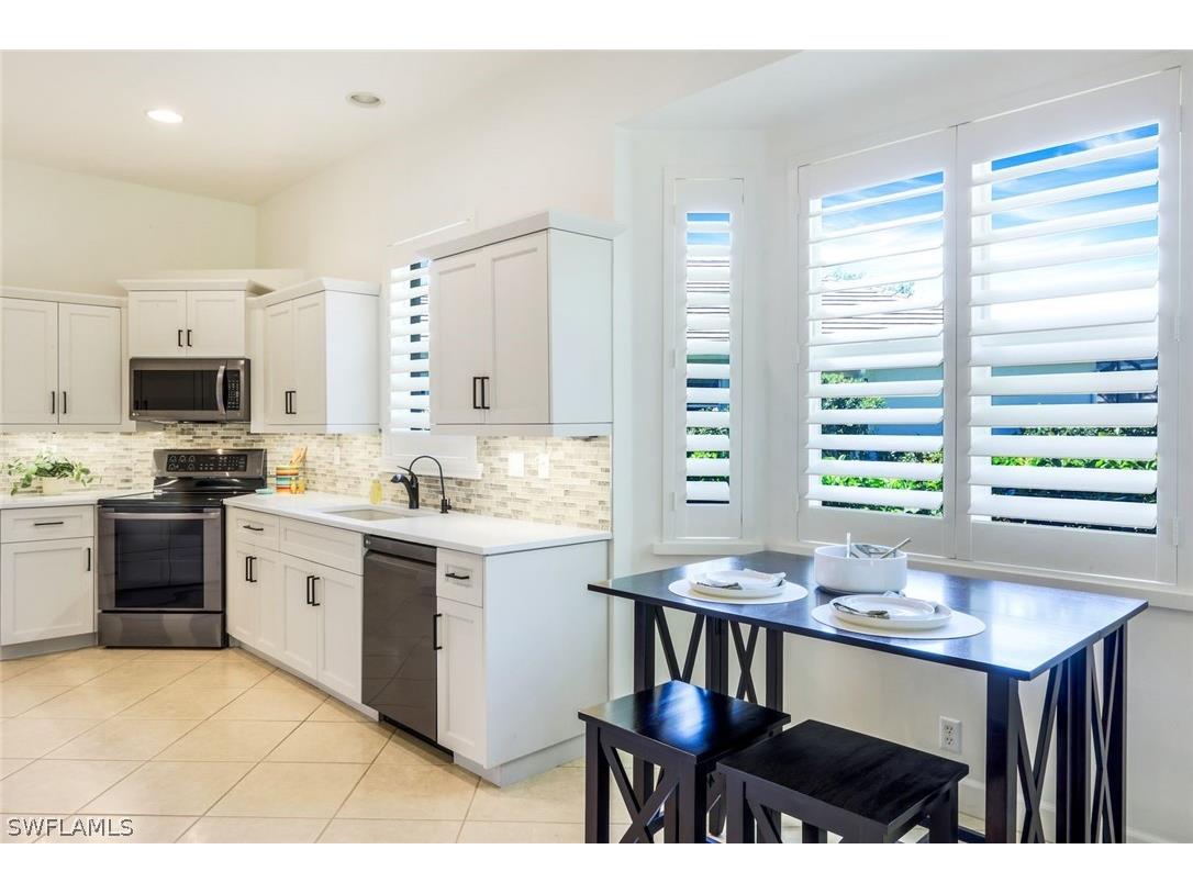 6078 Highwood Park Court Naples FL 34110 226008229 image11