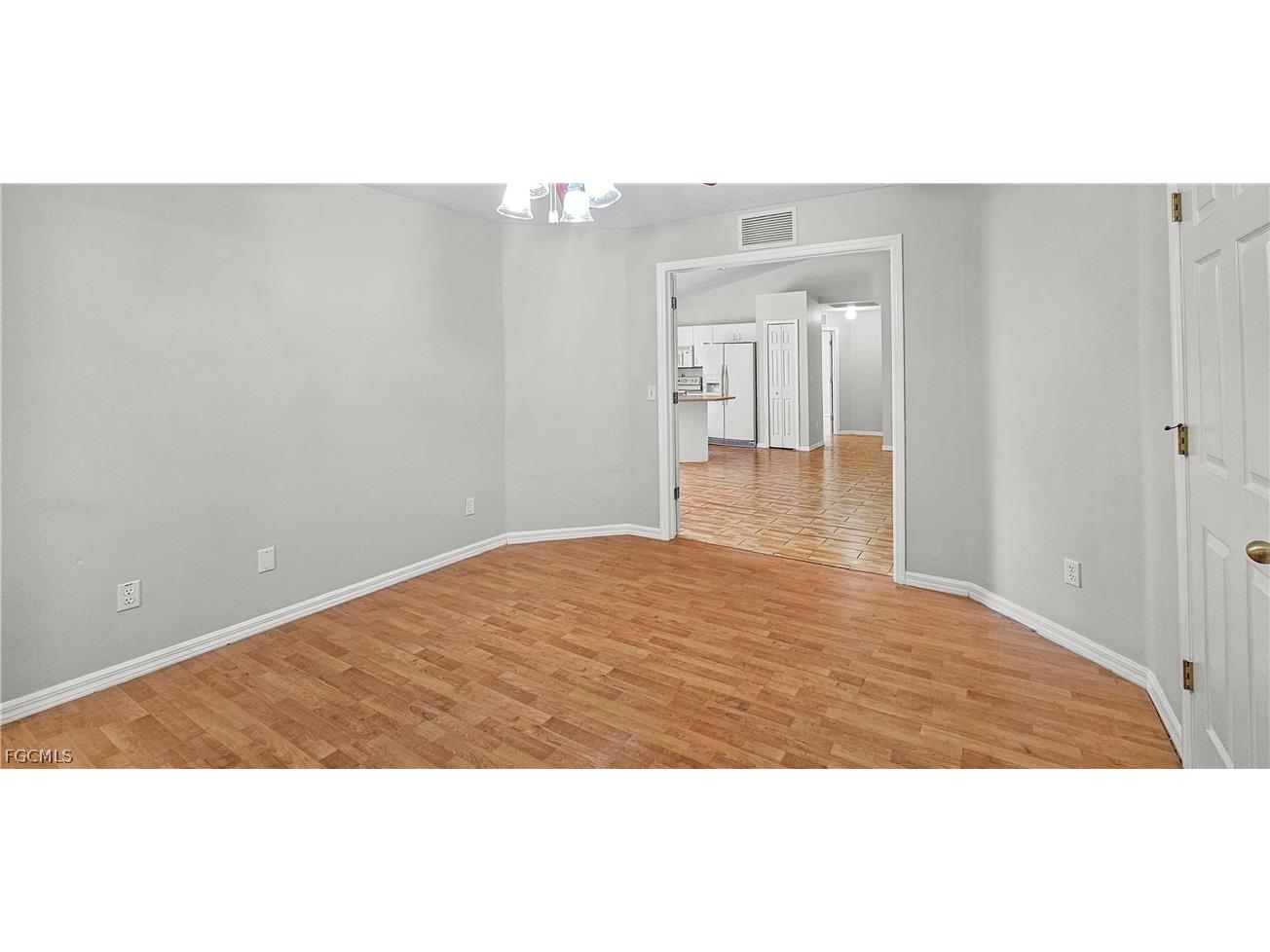 6078 Laurelwood Drive Fort Myers FL 33905 2026007261 image15