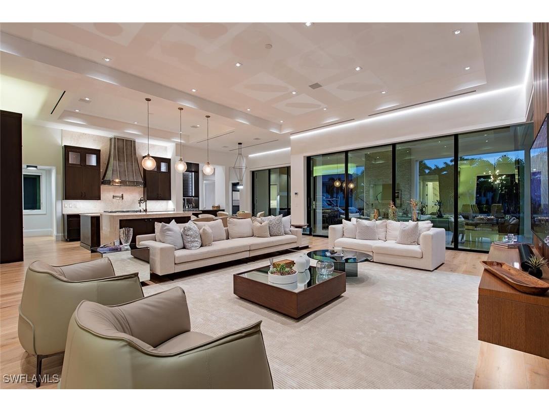 608 16th Avenue S Naples FL 34102 225081695 image5