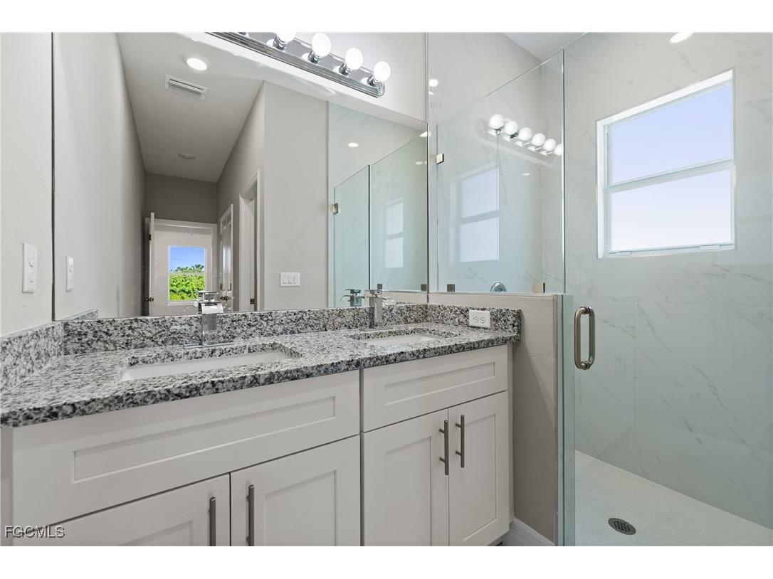 608 Eisenhower Boulevard Lehigh Acres FL 33974 2025019927 image17