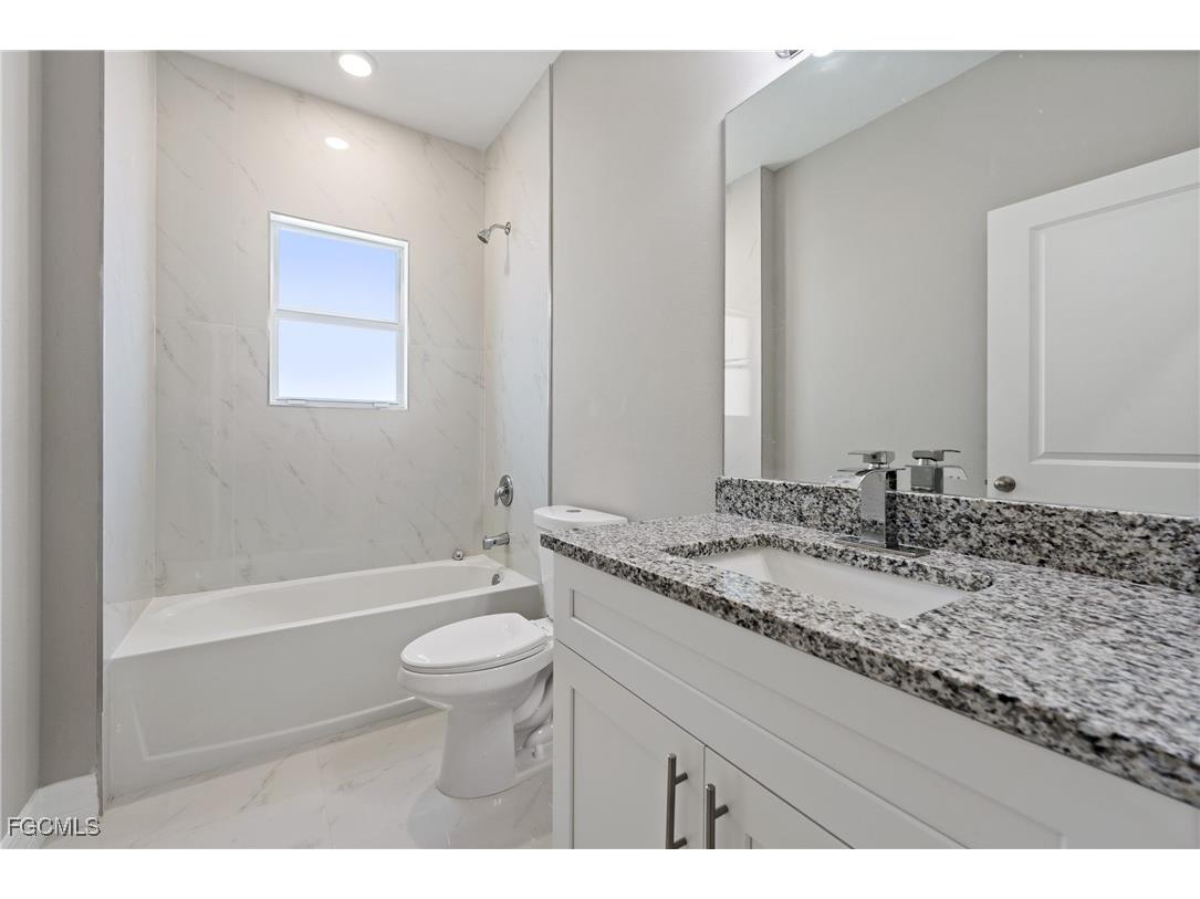 608 Eisenhower Boulevard Lehigh Acres FL 33974 2025019927 image9