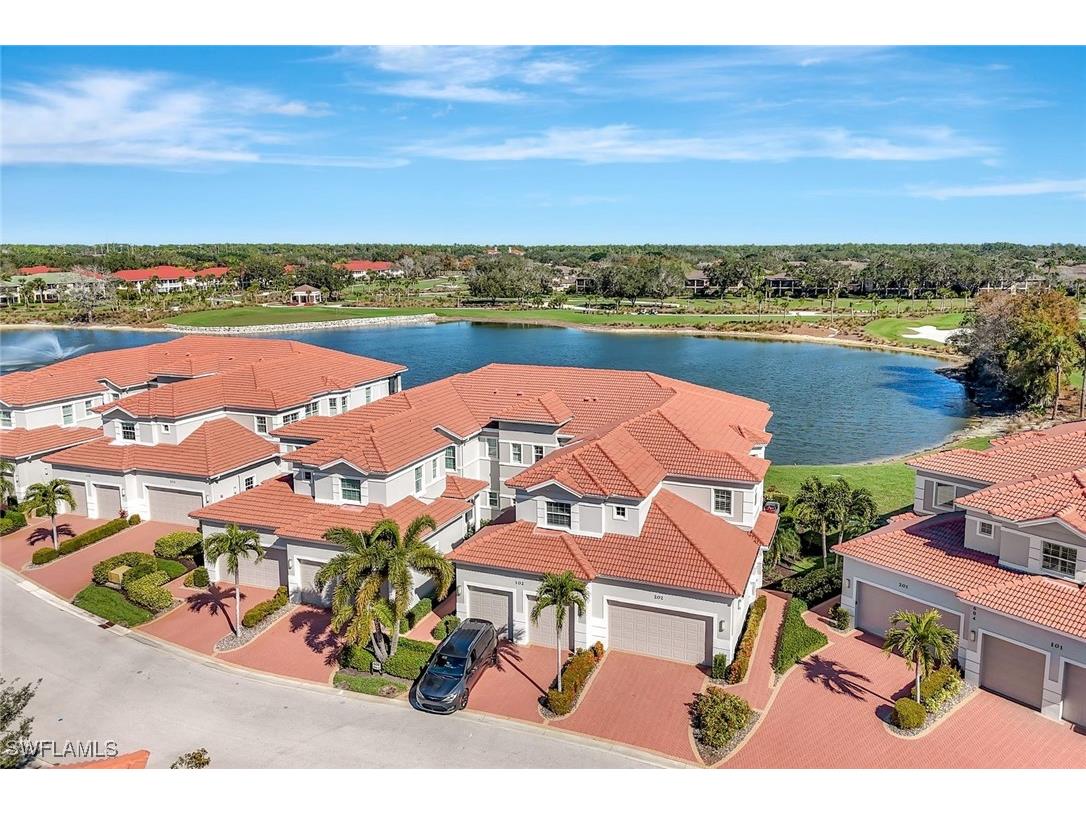 608 El Camino Real #202 Naples FL 34119 226002968 image2
