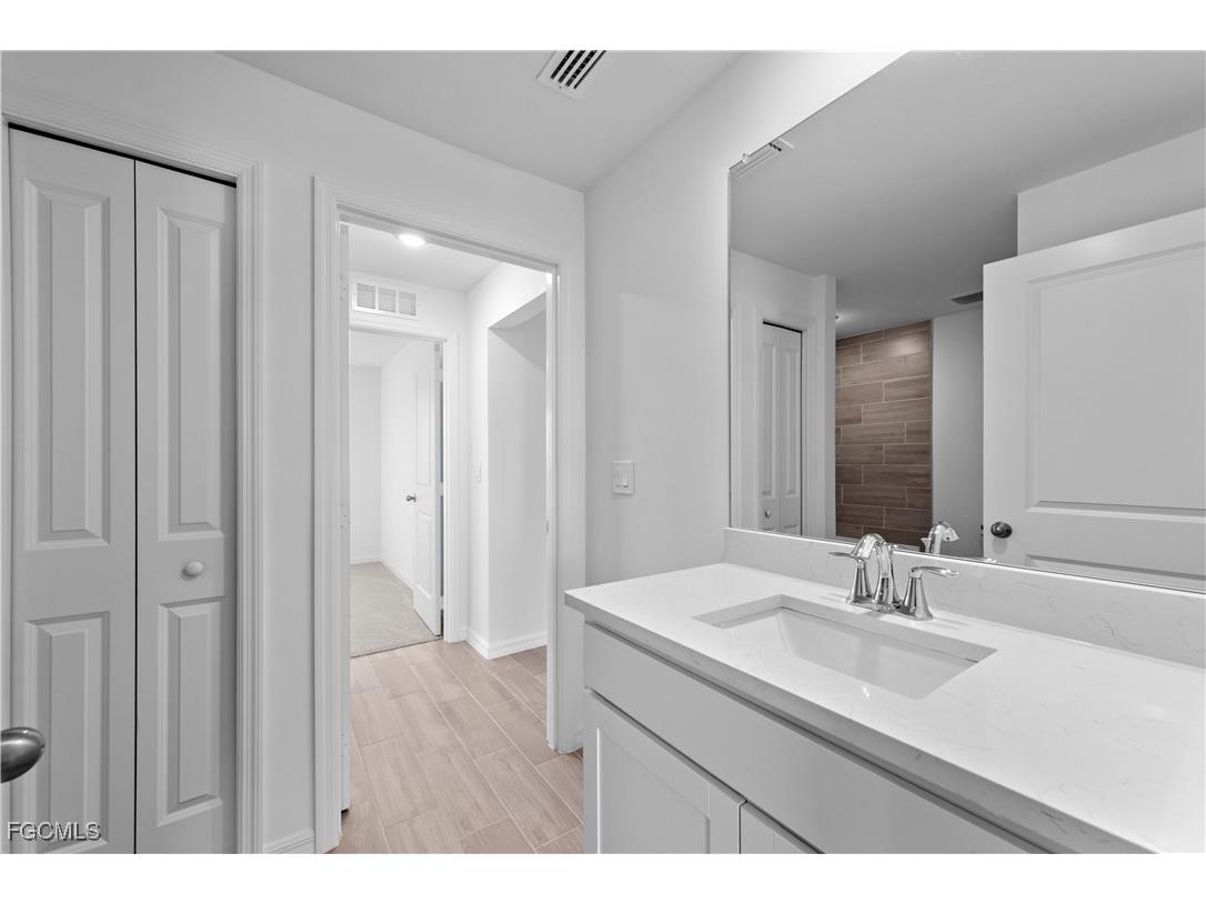 608 NE 24th Terrace Cape Coral FL 33909 2025021294 image9