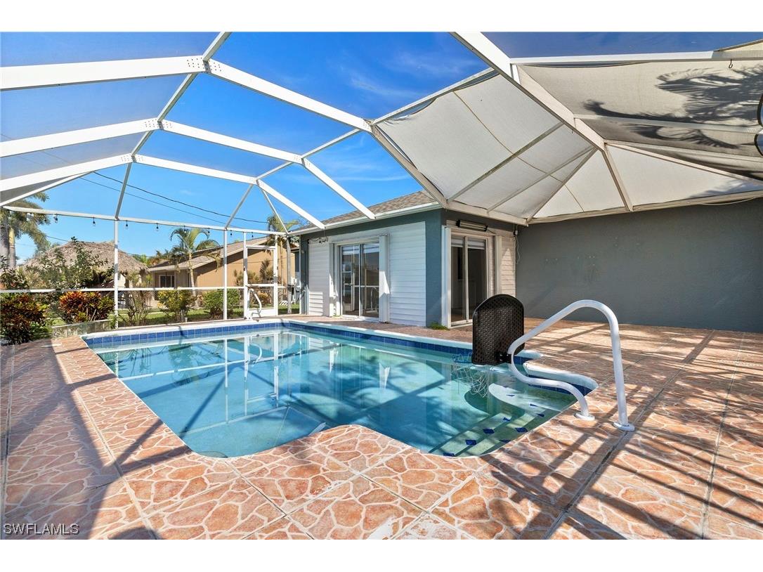 608 SE 2nd Street Cape Coral FL 33990 223064268 image1