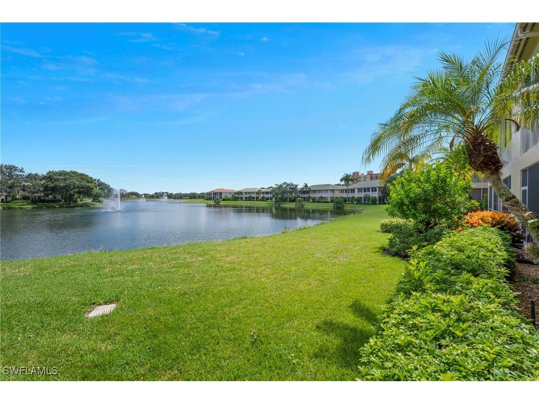 608 Vintage Reserve Lane #24A Naples FL 34119 225066338 image1
