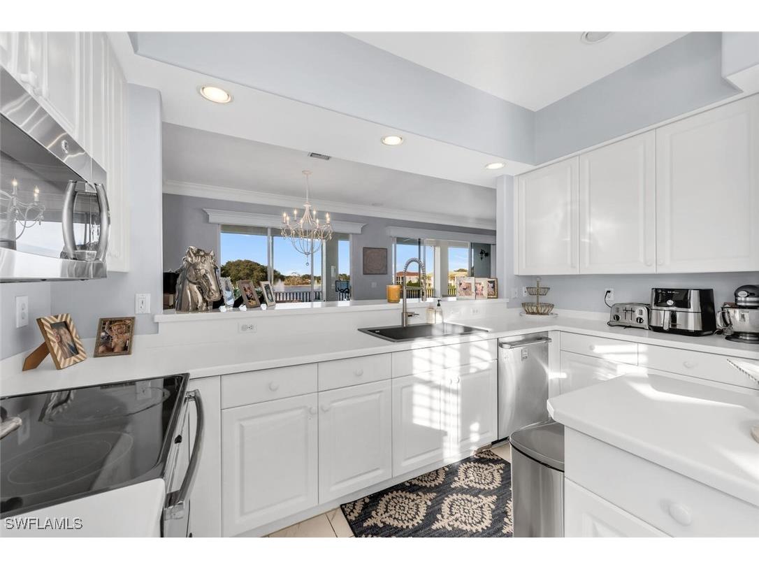 608 Vintage Reserve Lane #24C Naples FL 34119 225079668 image8