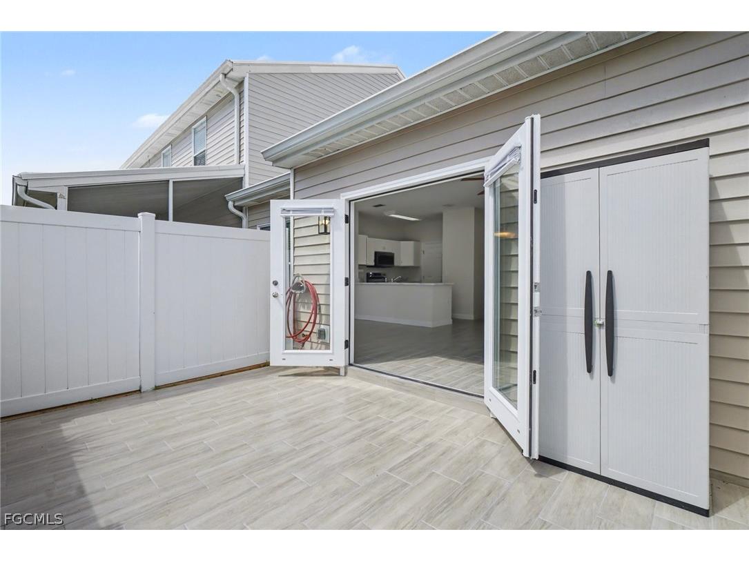 6081 Lake Front Drive Fort Myers FL 33908 2026012322 image24