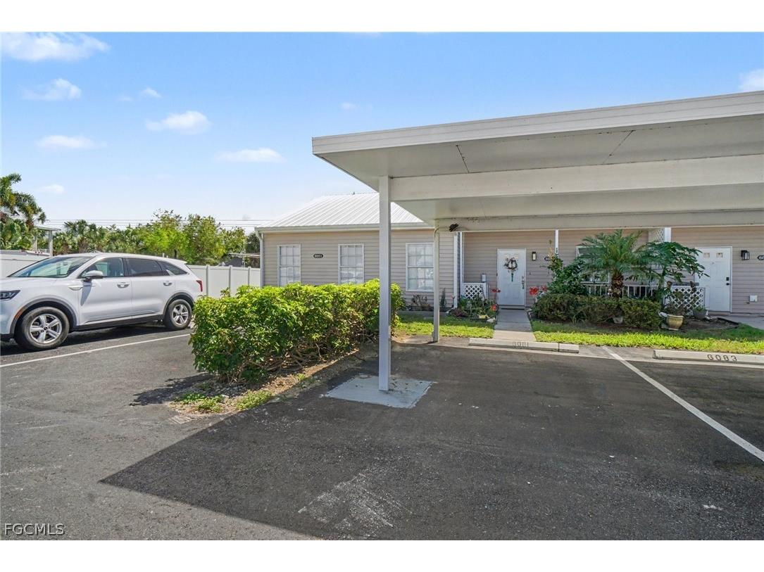 6081 Lake Front Drive Fort Myers FL 33908 2026012322 image28