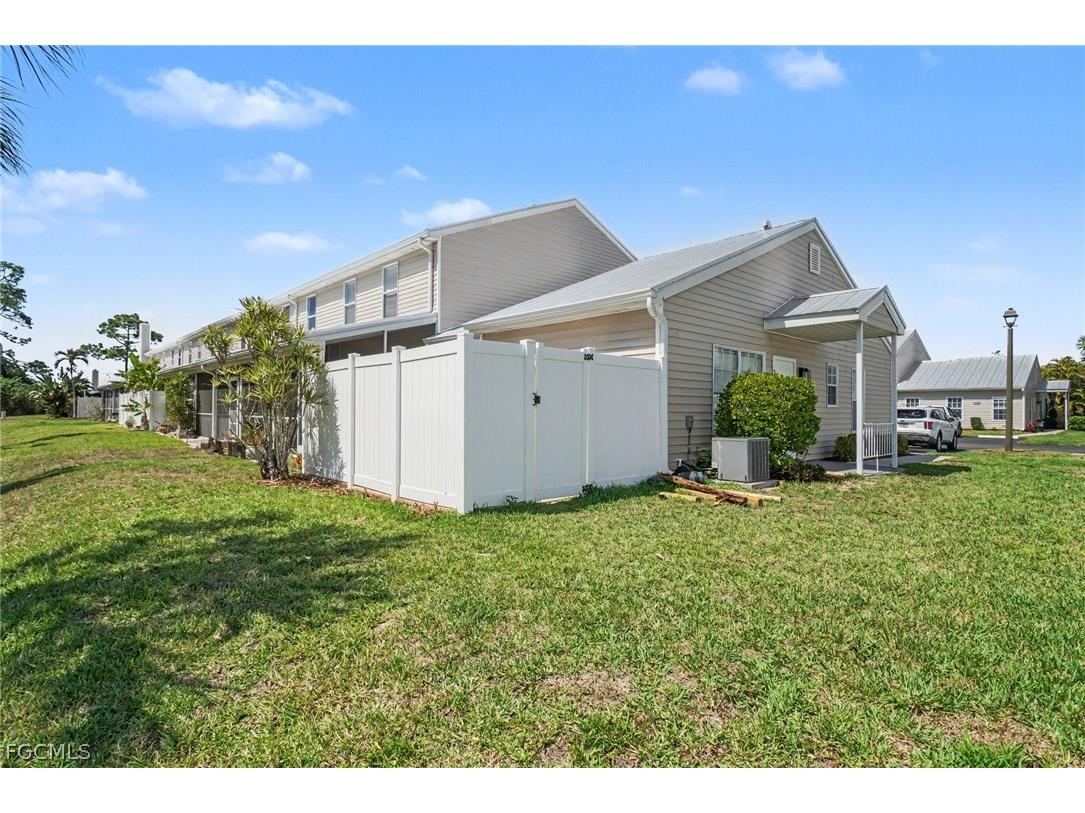 6081 Lake Front Drive Fort Myers FL 33908 2026012322 image30