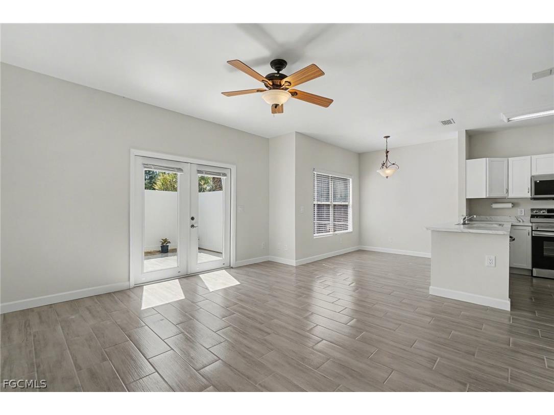 6081 Lake Front Drive Fort Myers FL 33908 2026012322 image7