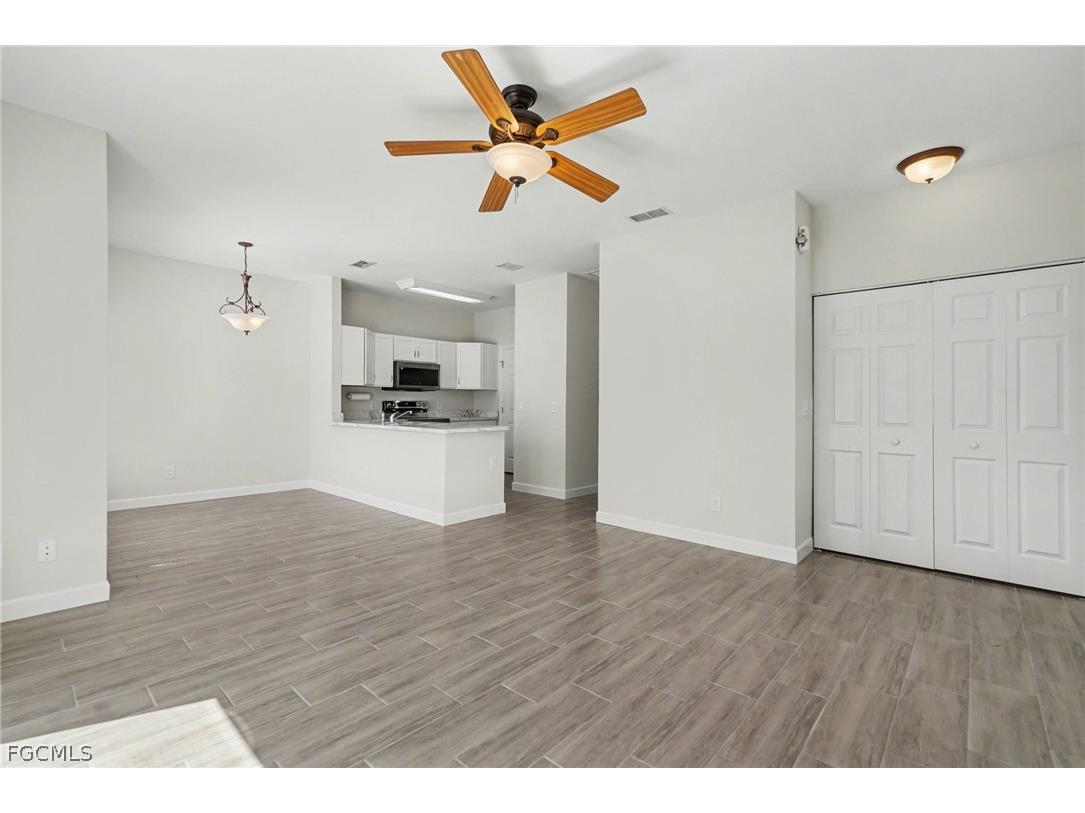 6081 Lake Front Drive Fort Myers FL 33908 2026012322 image8
