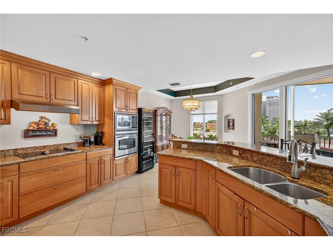 6081 Silver King Boulevard #202 Cape Coral FL 33914 2025019092 image13