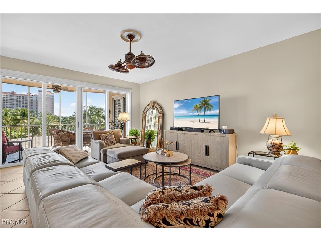 6081 Silver King Boulevard #202 Cape Coral FL 33914 2025019092 image3