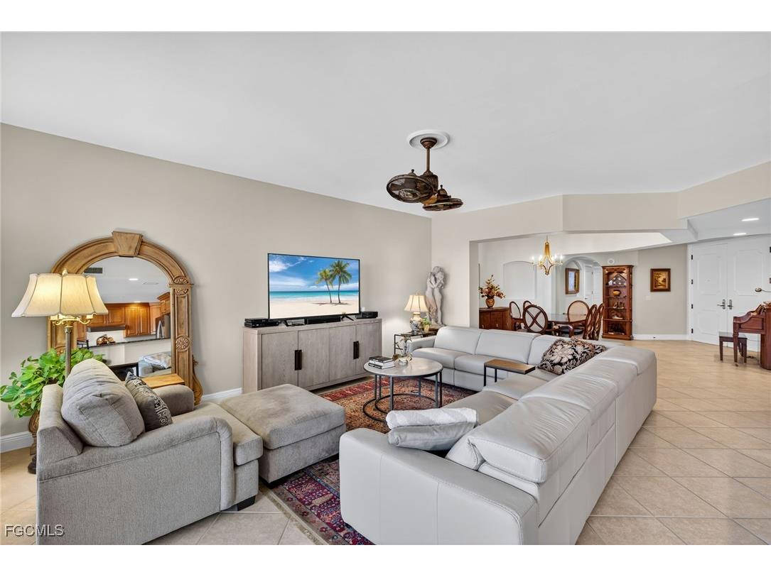 6081 Silver King Boulevard #202 Cape Coral FL 33914 2025019092 image8