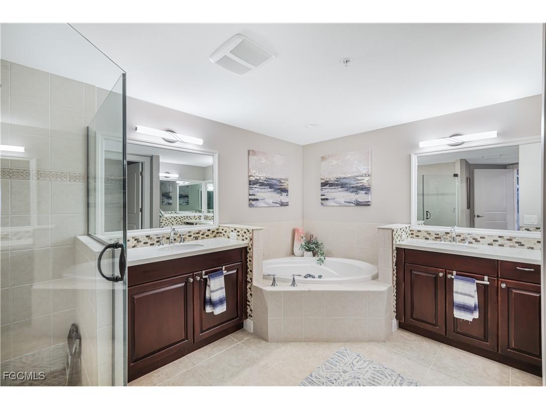 6081 Silver King Boulevard #404 Cape Coral FL 33914 2025017916 image13