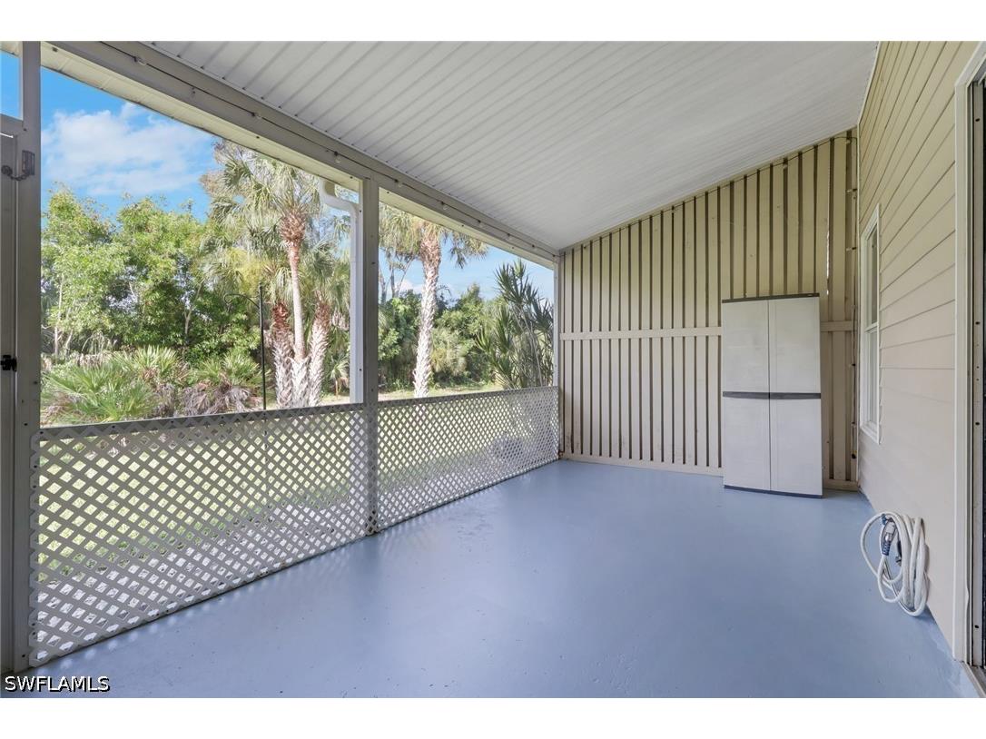 6085 Lake Front Drive Fort Myers FL 33908 226024881 image17