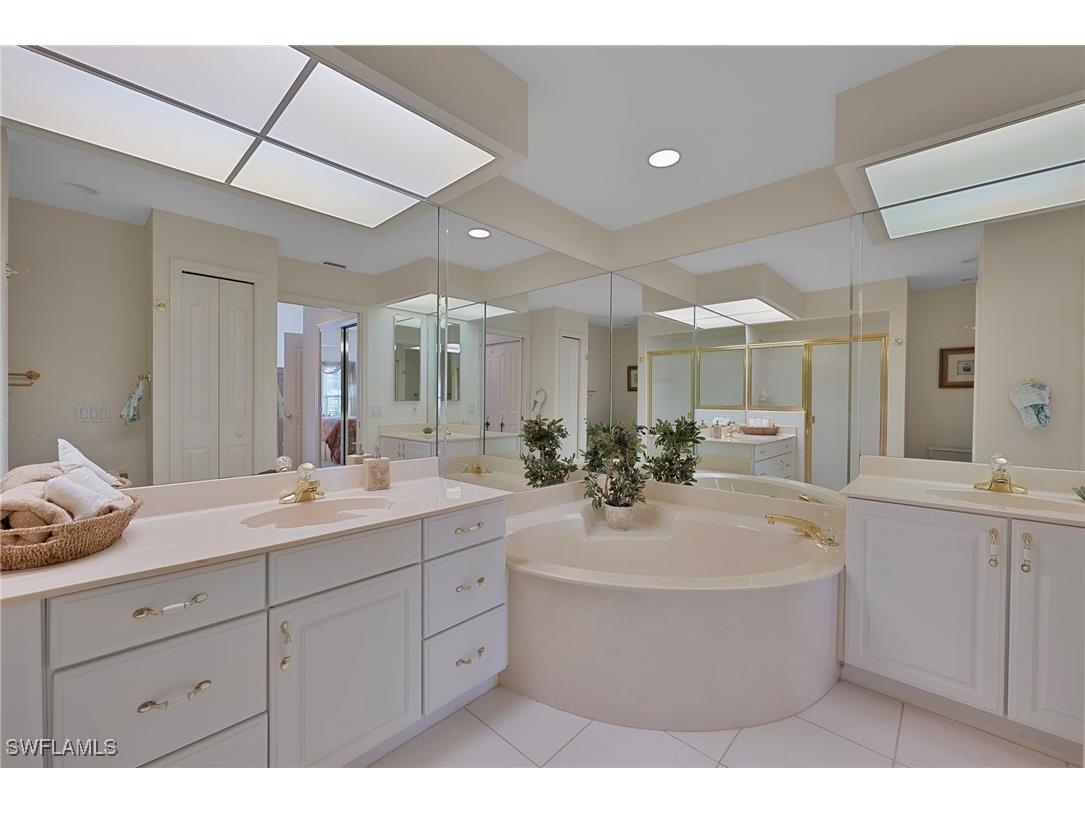 6085 Reserve Circle #901 Naples FL 34119 225082784 image12