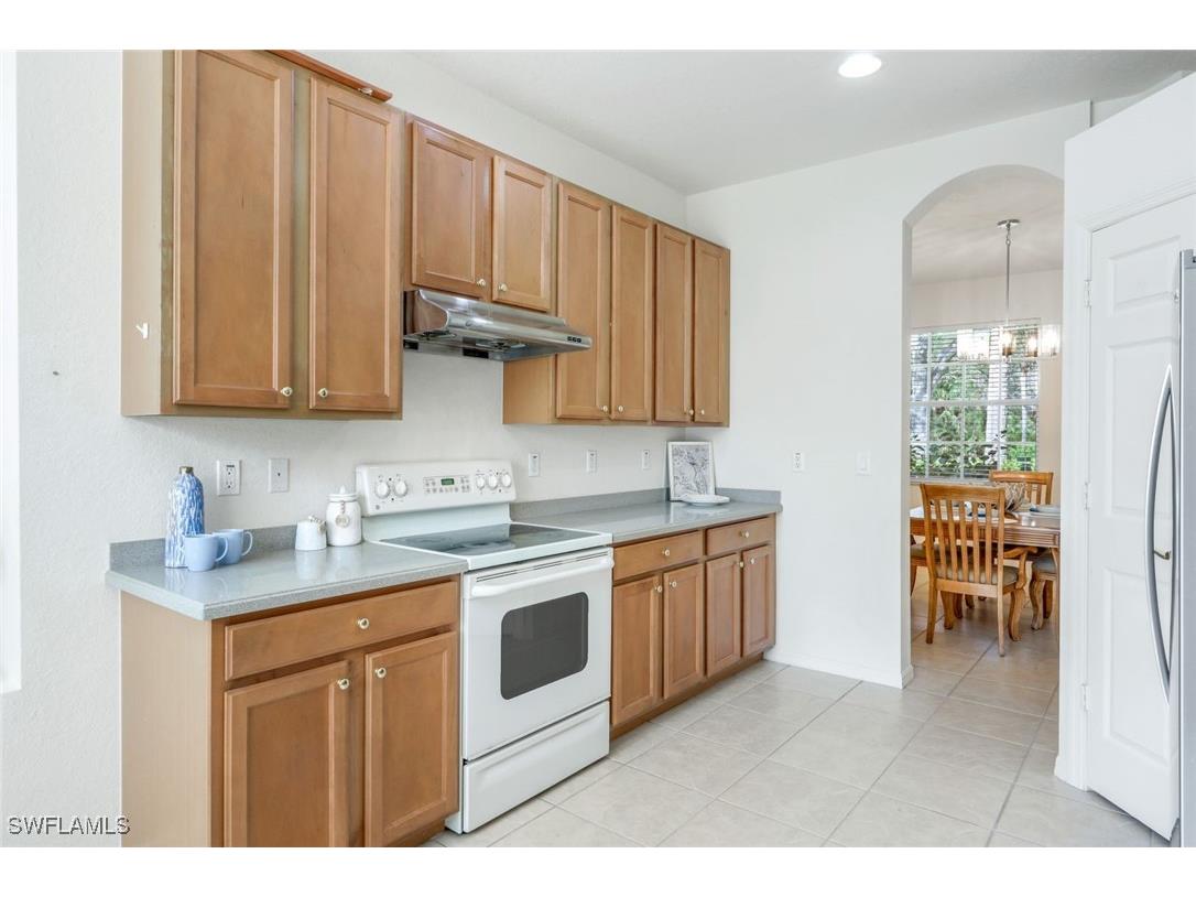 6086 Highwood Park Lane Naples FL 34110 225077338 image5