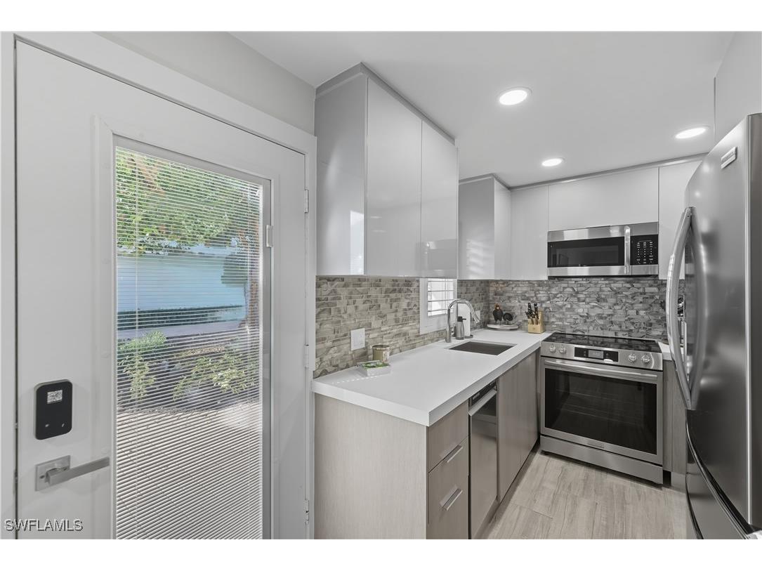 609 12th Avenue S #609 Naples FL 34102 225074265 image5