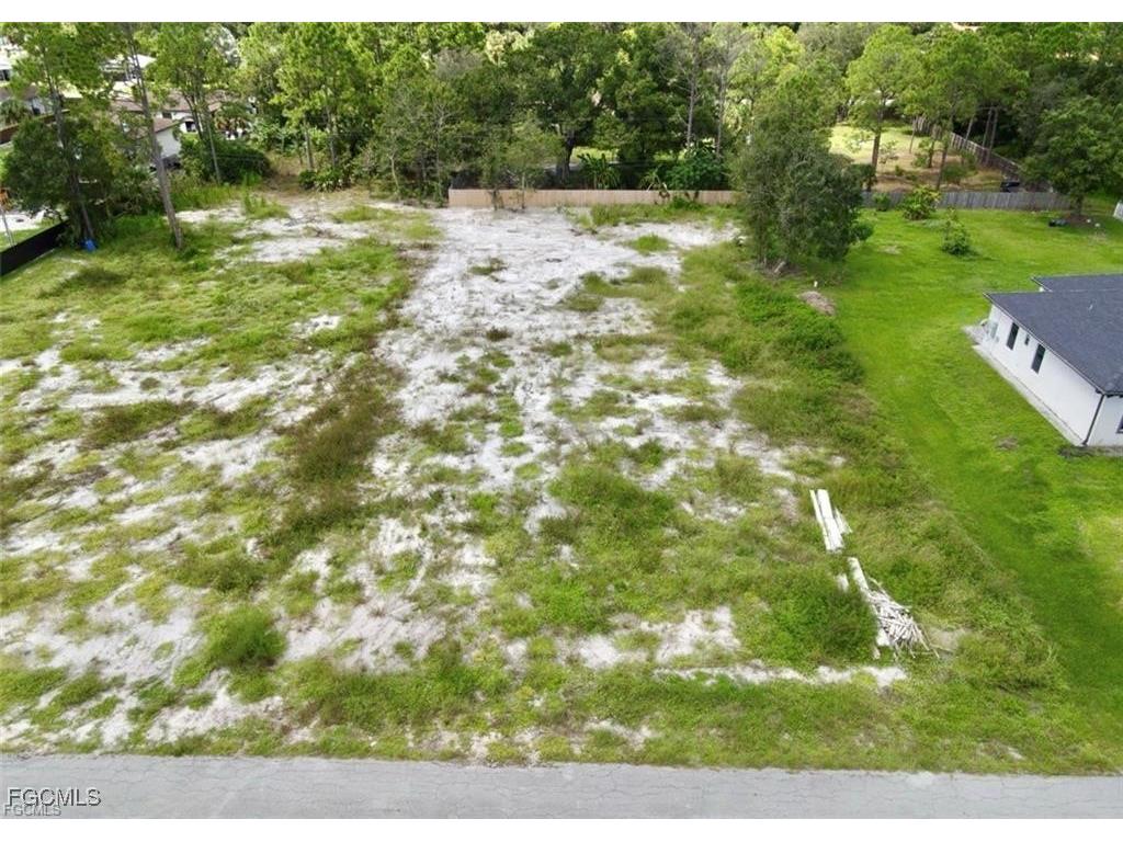 609 Columbus Avenue Lehigh Acres FL 33972 2026000857 image1