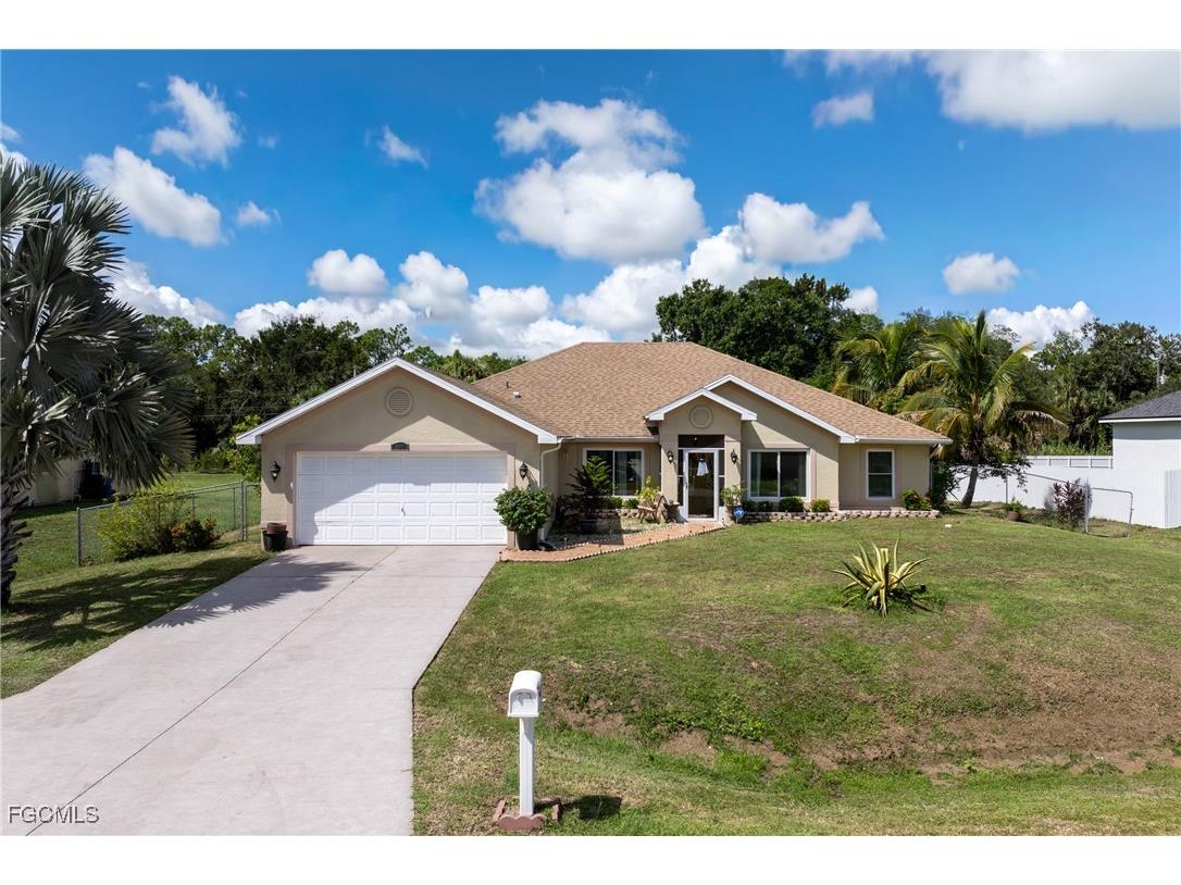 609 Gerald Avenue Lehigh Acres FL 33936 2025013626 image1
