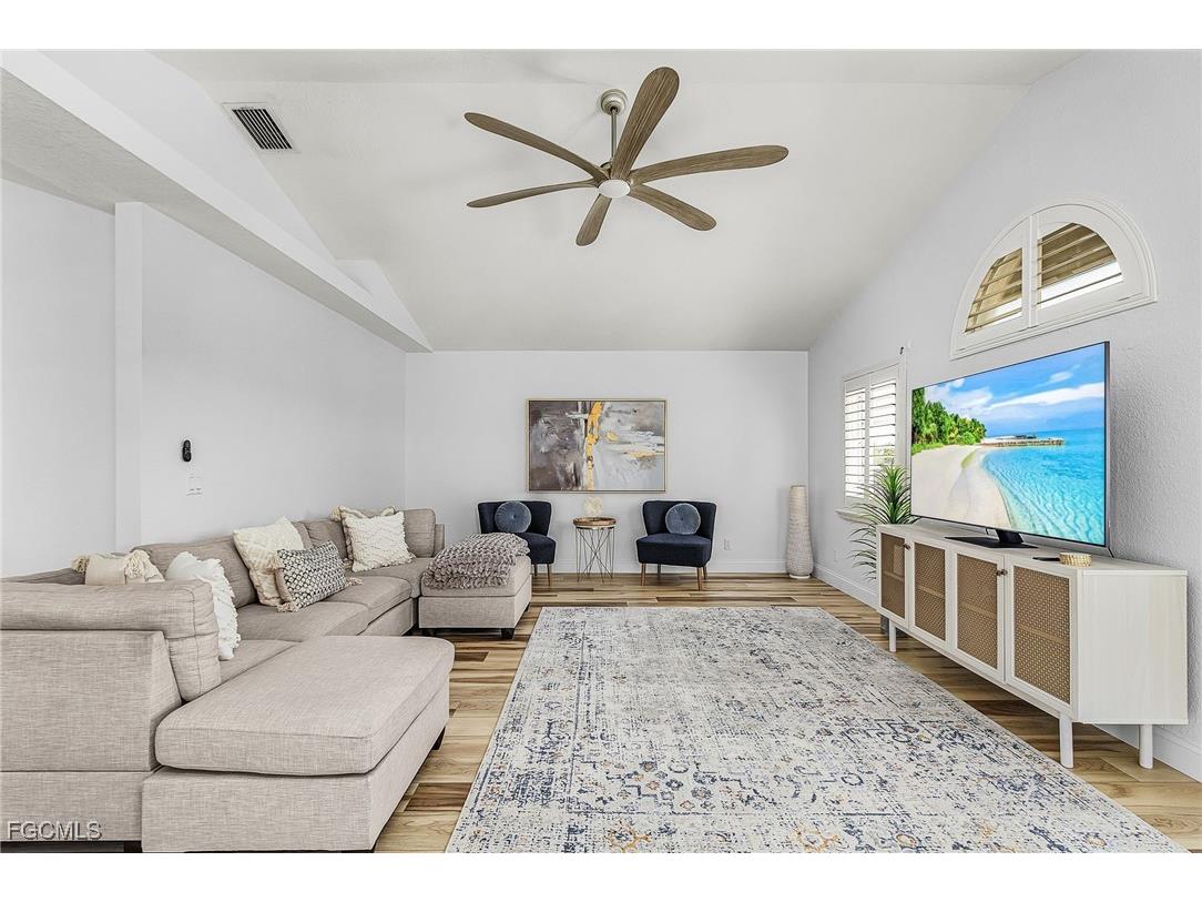 609 Macedonia Drive Punta Gorda FL 33950 2025018206 image10